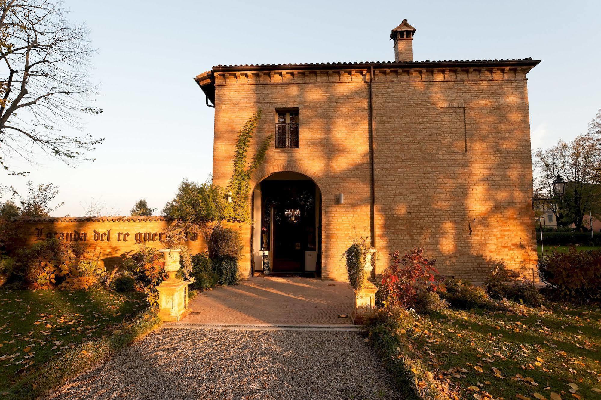 Locanda Del Re Guerriero San Pietro in Cerro ภายนอก รูปภาพ